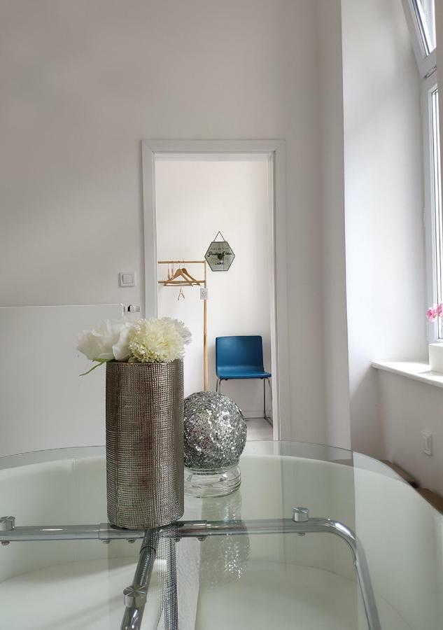 Luxurios And Historic Apartment "Shine" - Right On The Main Square Zagreb Exterior foto